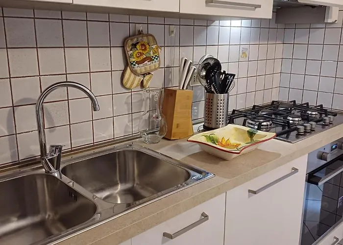 Casa Le Camelie Apartment *